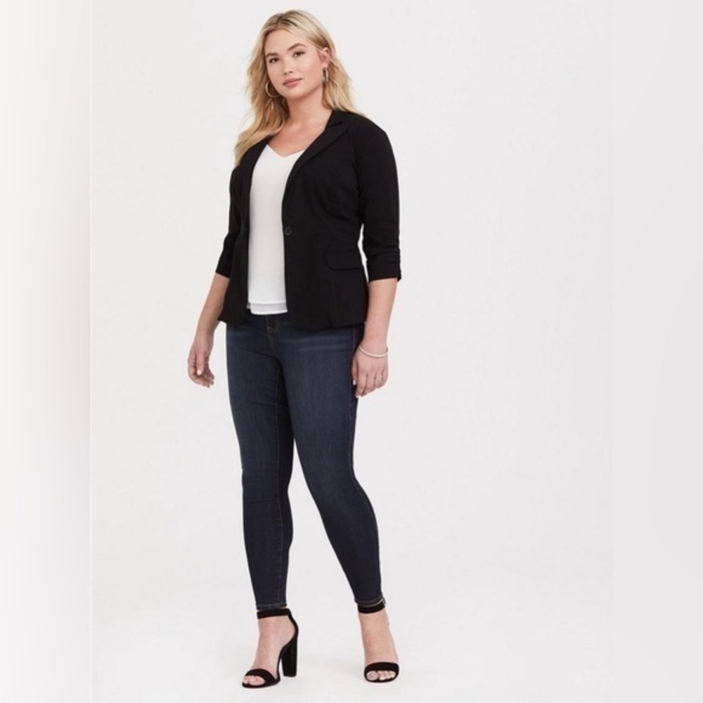 Torrid Black Studio Lexington Millennium Stretch Blazer 2 2X 18 20